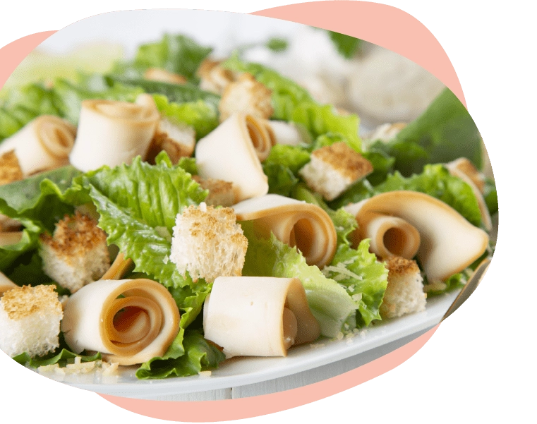 Ensalada con jamon y crotones